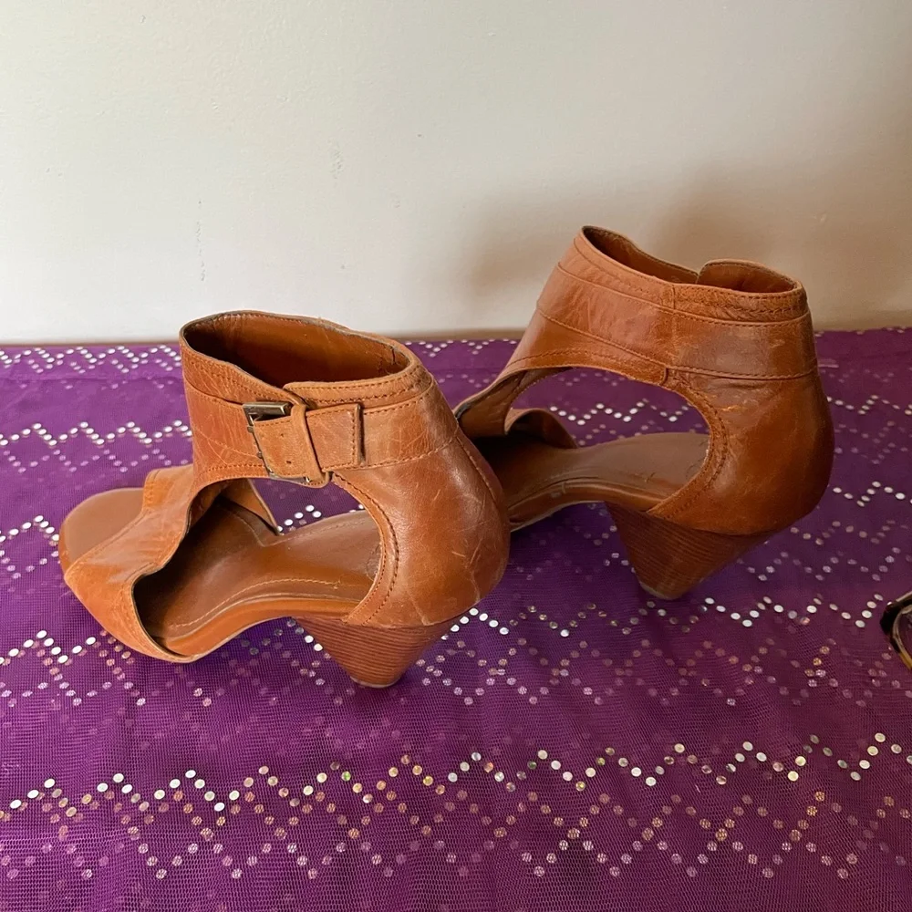 BCBG Generation Sandals, Size 7B